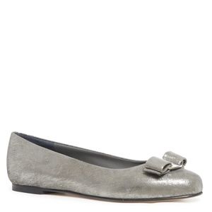 Ferragamo varina leather ballerina shoes